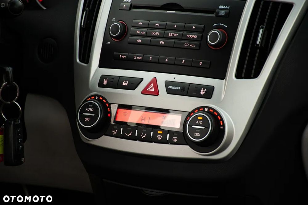 Kia Ceed 1.4 CVVT LX - 10