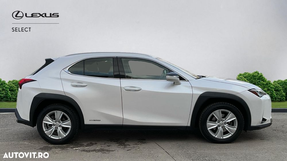 Lexus UX 250h FWD Business - 5