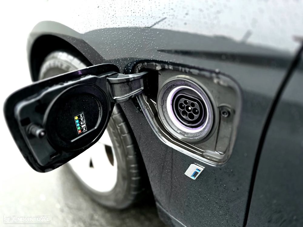 BMW 330 e iPerformance Line Sport Shadow - 3