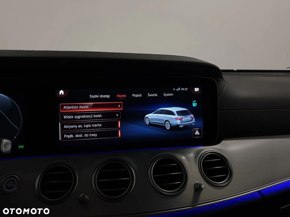 Mercedes-Benz Klasa E 300 de 4Matic 9G-TRONIC AMG Line - 26