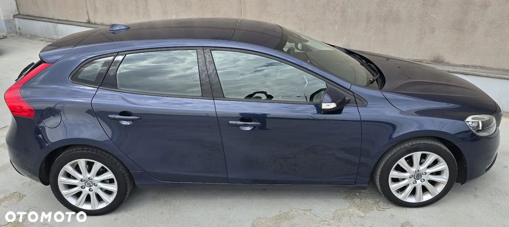 Volvo V40 - 14