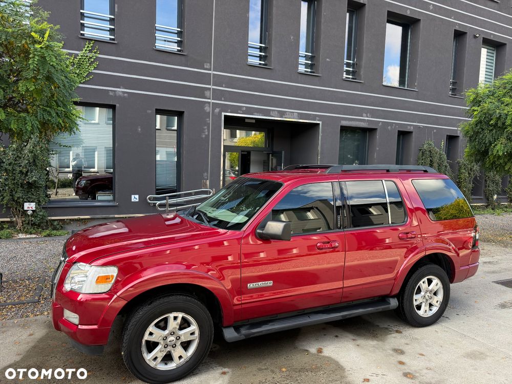 Ford Explorer 4.0 4WD - 8