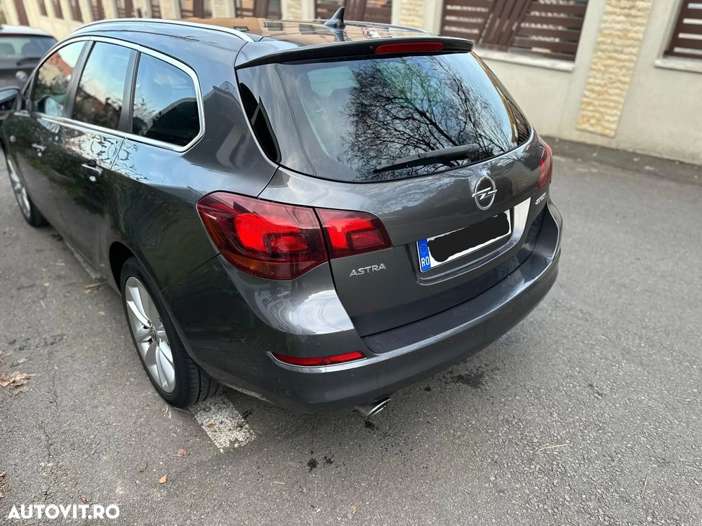 Opel Astra Sports Tourer 2.0 CDTI Cosmo - 3
