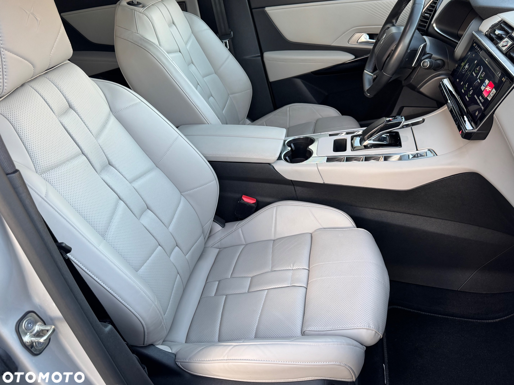 DS Automobiles DS 7 Crossback 1.6 E-Tense 4x4 Opera - 40