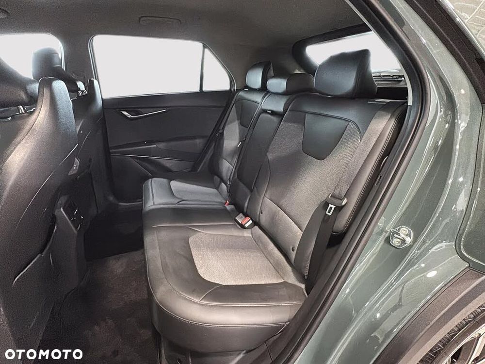 Kia Niro 1.6 GDI Hybrid M - 16