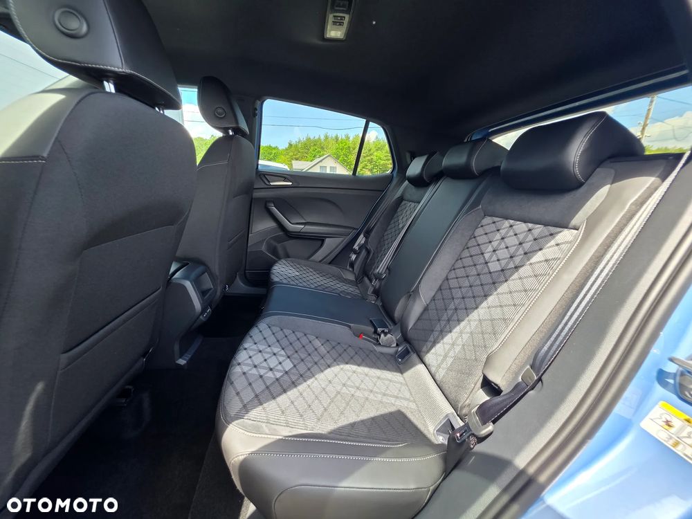 Volkswagen T-Cross 1.0 TSI R-Line Plus DSG - 23