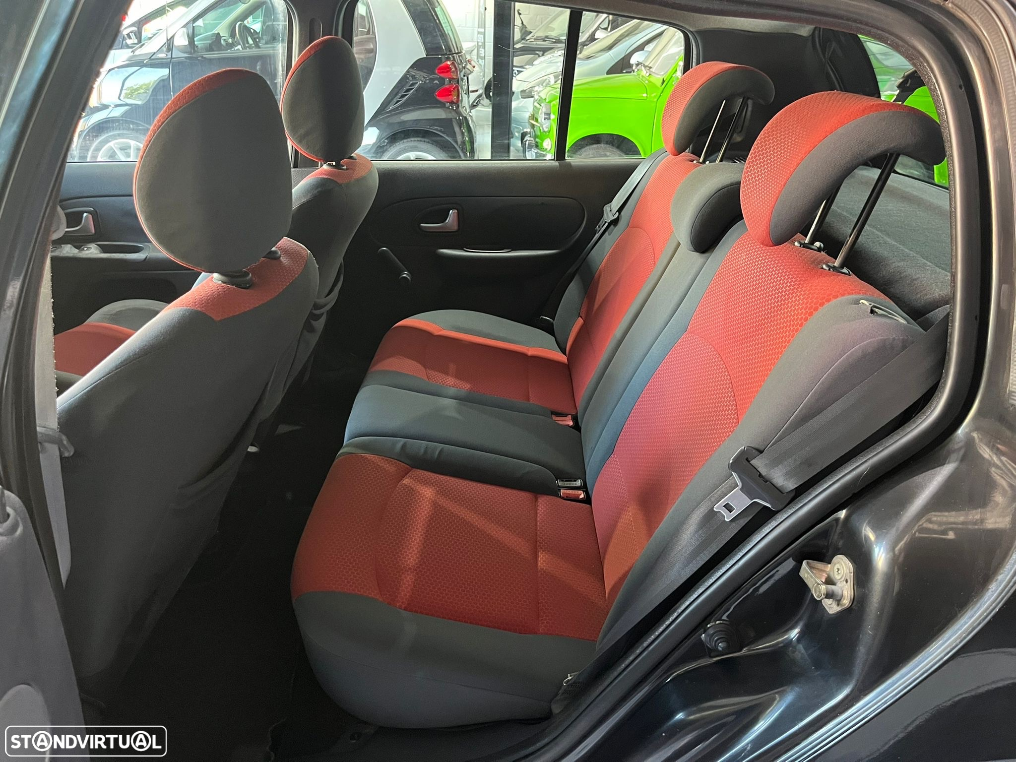 Renault Clio 1.2 16V Billabong QuickS - 13