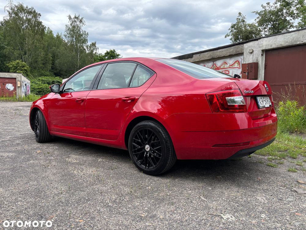 Skoda Octavia 2.0 TDI Style DSG - 6