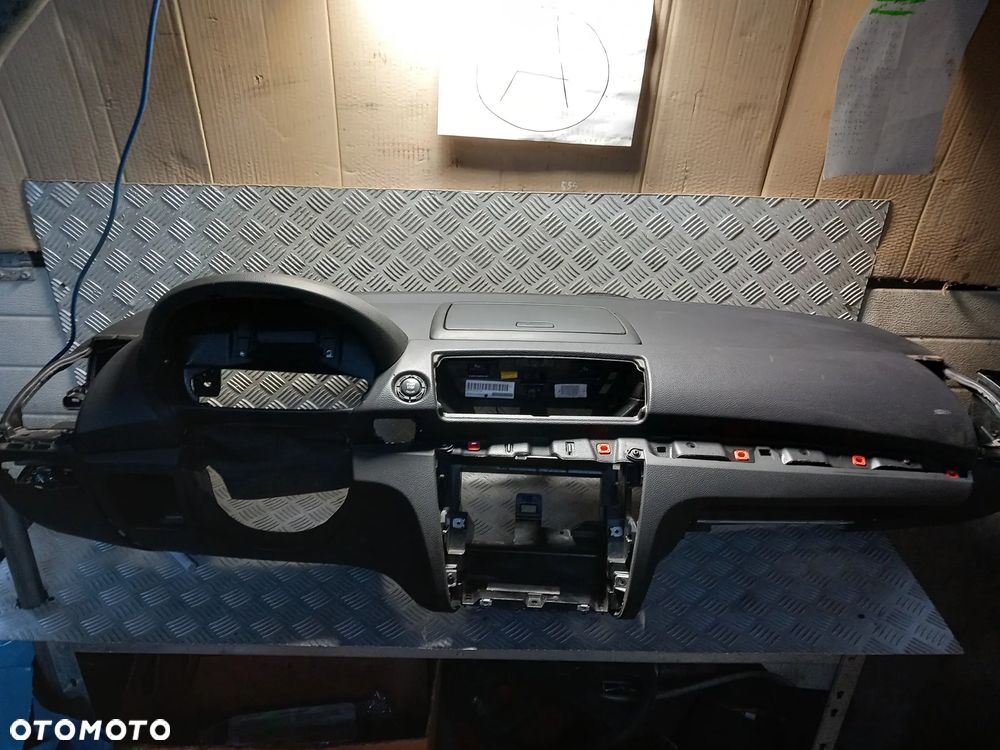 BMW E87 KONSOLA DESKA ROZDZIELCZA KOKPIT - 1
