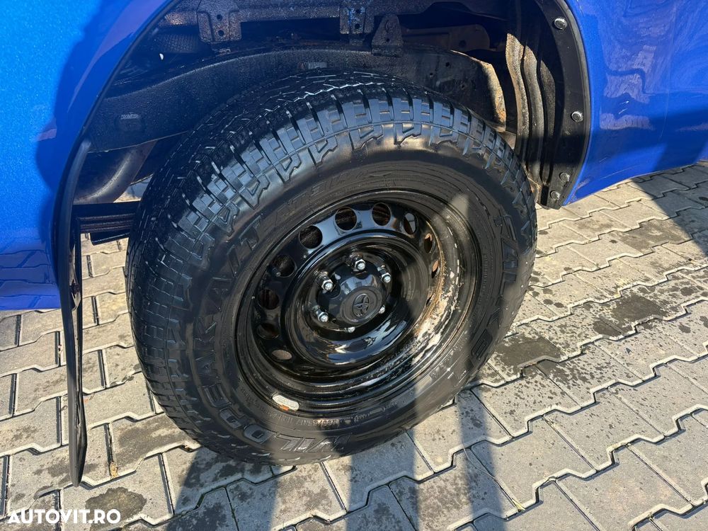 Toyota HILUX - 6