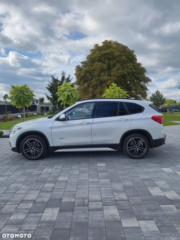 BMW X1 sDrive18d Sport Line sport - 9