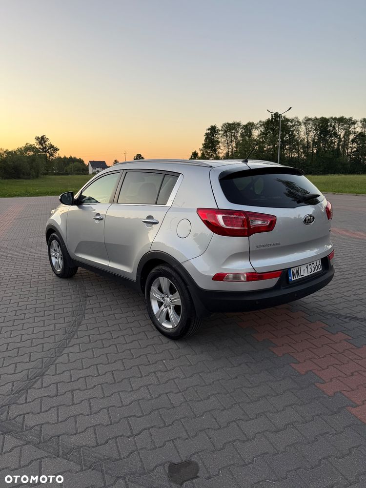 Kia Sportage 1.7 CRDI L 2WD - 8