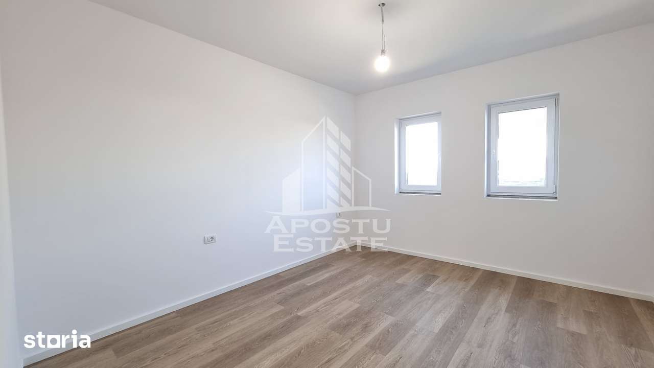 Jumatate de duplex de vanzare, pe parter, cu 3 camere si 2 bai, Sag, T - Imagine principală: 5/12
