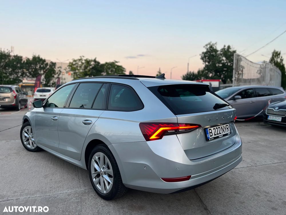 Skoda Octavia 2.0 TDI DSG Style - 4
