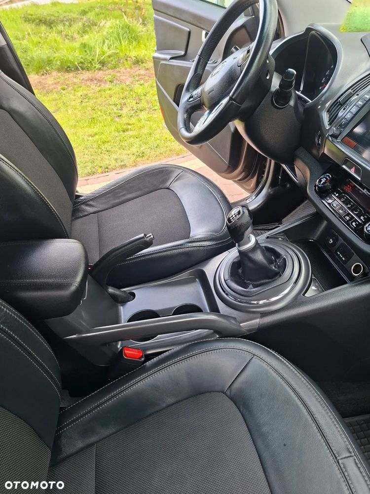 Kia Sportage 1.7 CRDI 2WD Spirit - 11