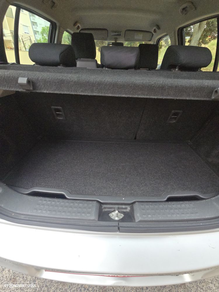 Suzuki Swift 1.3 DDiS GLX - 34