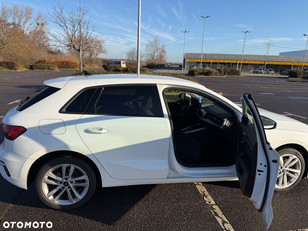 Audi A3 Sportback - 4