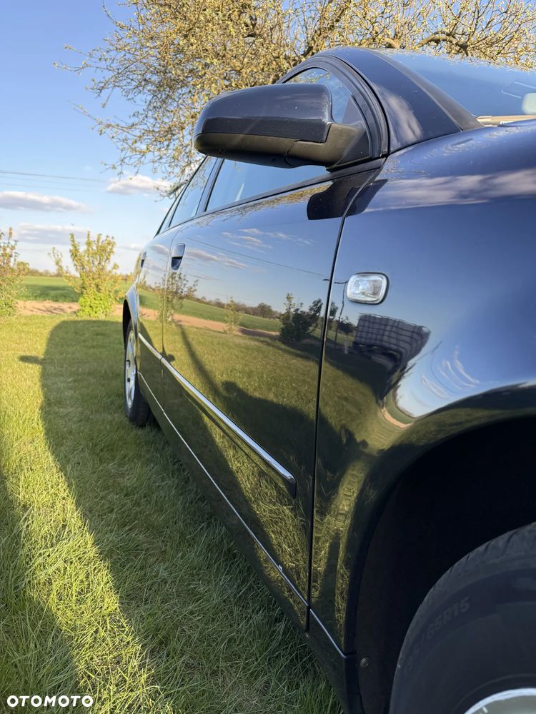Audi A4 Avant - 8