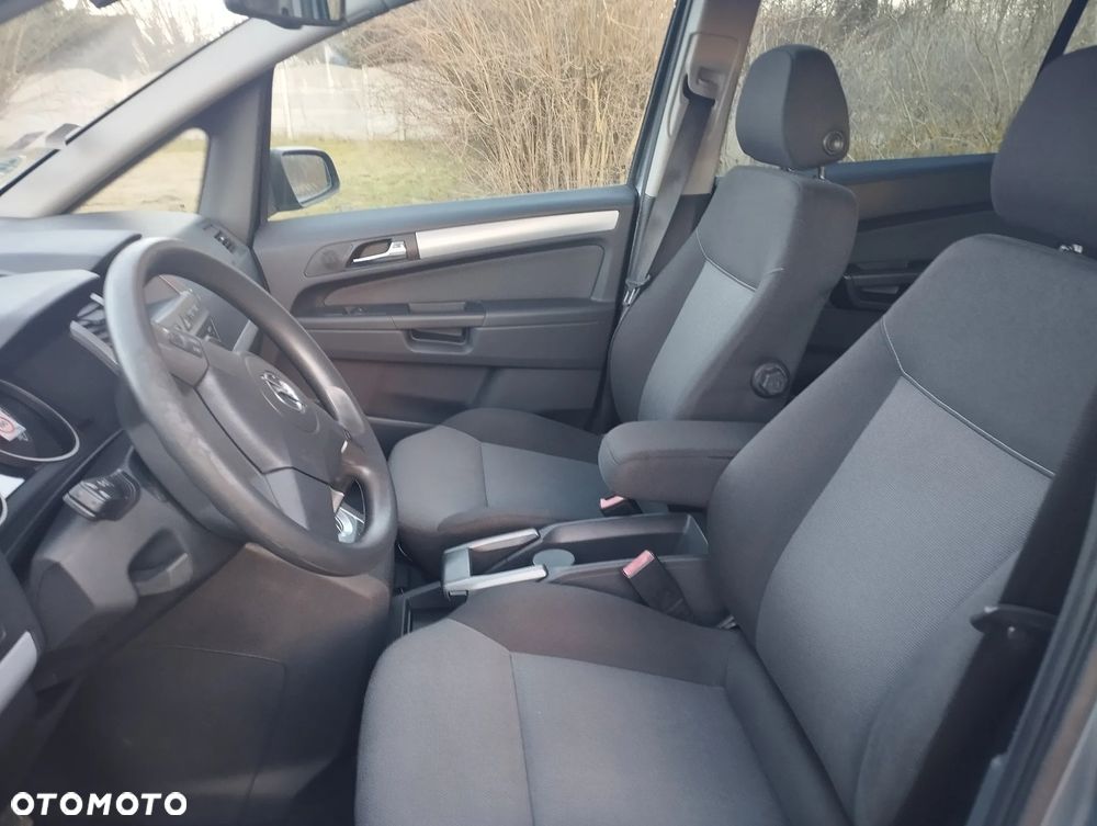 Opel Zafira - 6