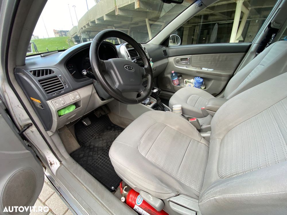 Kia Cerato 1.6 CRDI EX Classic - 8