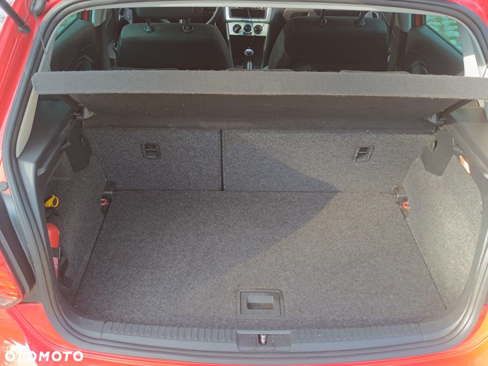 Volkswagen Polo - 24