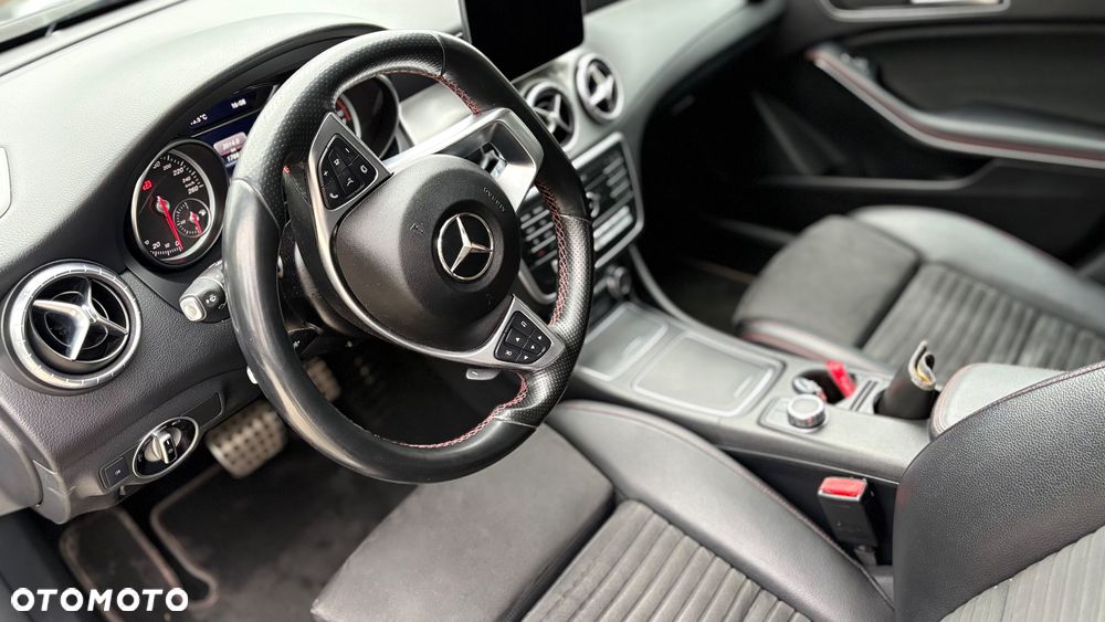 Mercedes-Benz CLA - 6