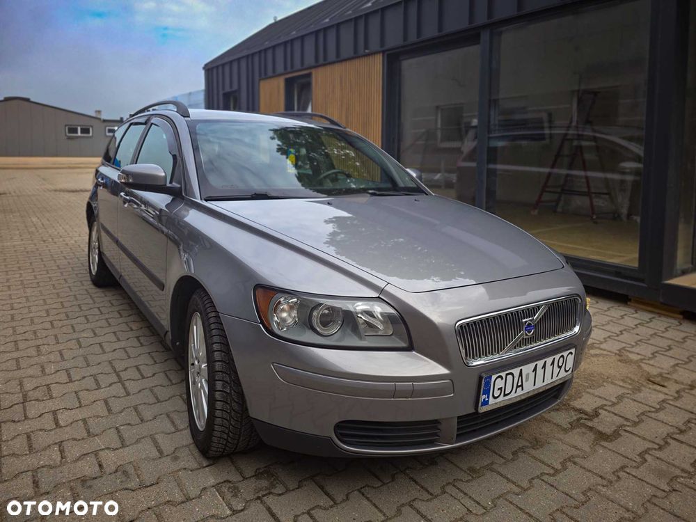 Volvo V50 - 1