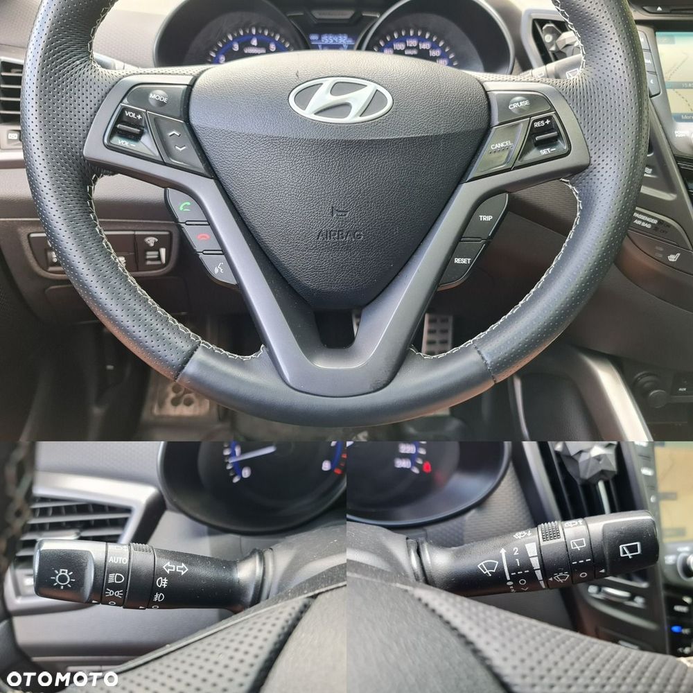 Hyundai Veloster 1.6 Turbo Premium - 17