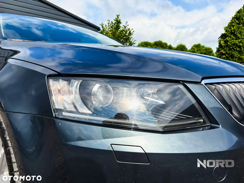 Skoda Octavia 1.6 TDI (Green tec) DSG Style - 11