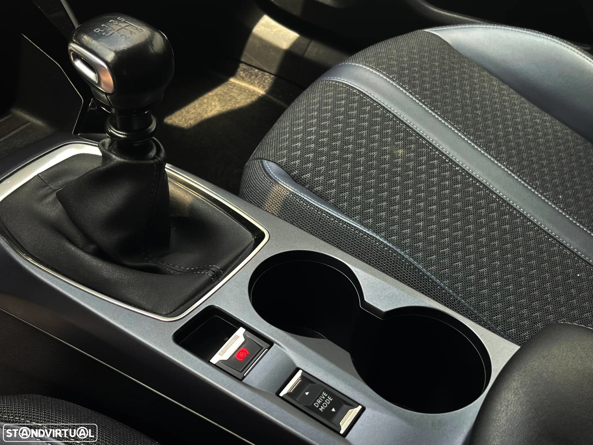 Peugeot 2008 PureTech 130 Stop&Start Allure - 12