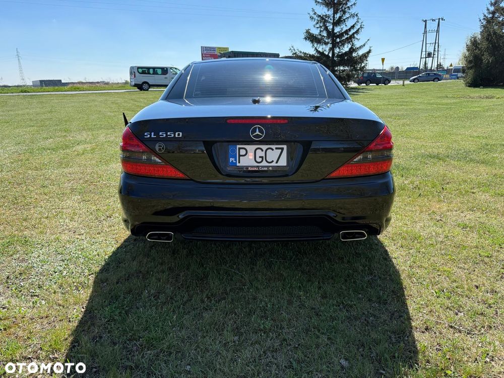 Mercedes-Benz SL - 11