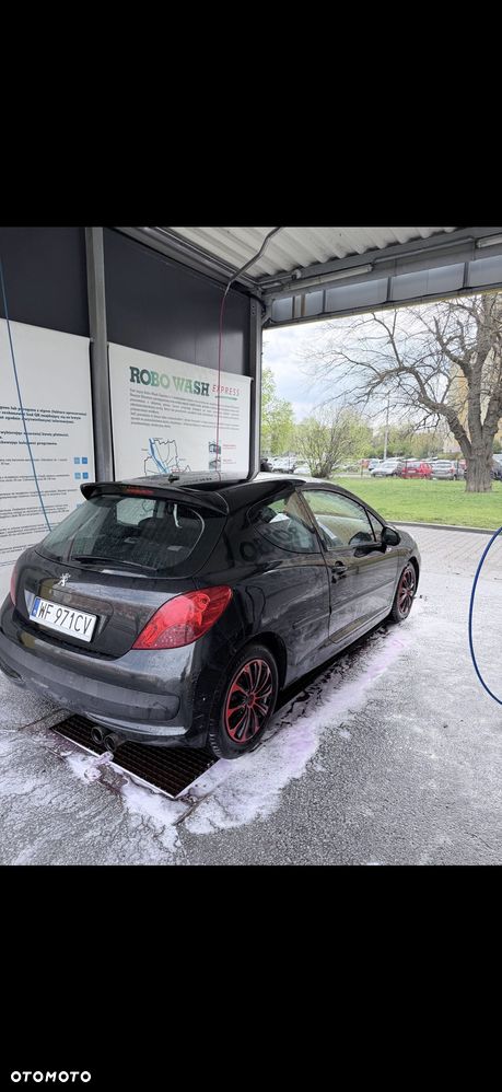 Peugeot 207 1.4 16V Trendy - 4