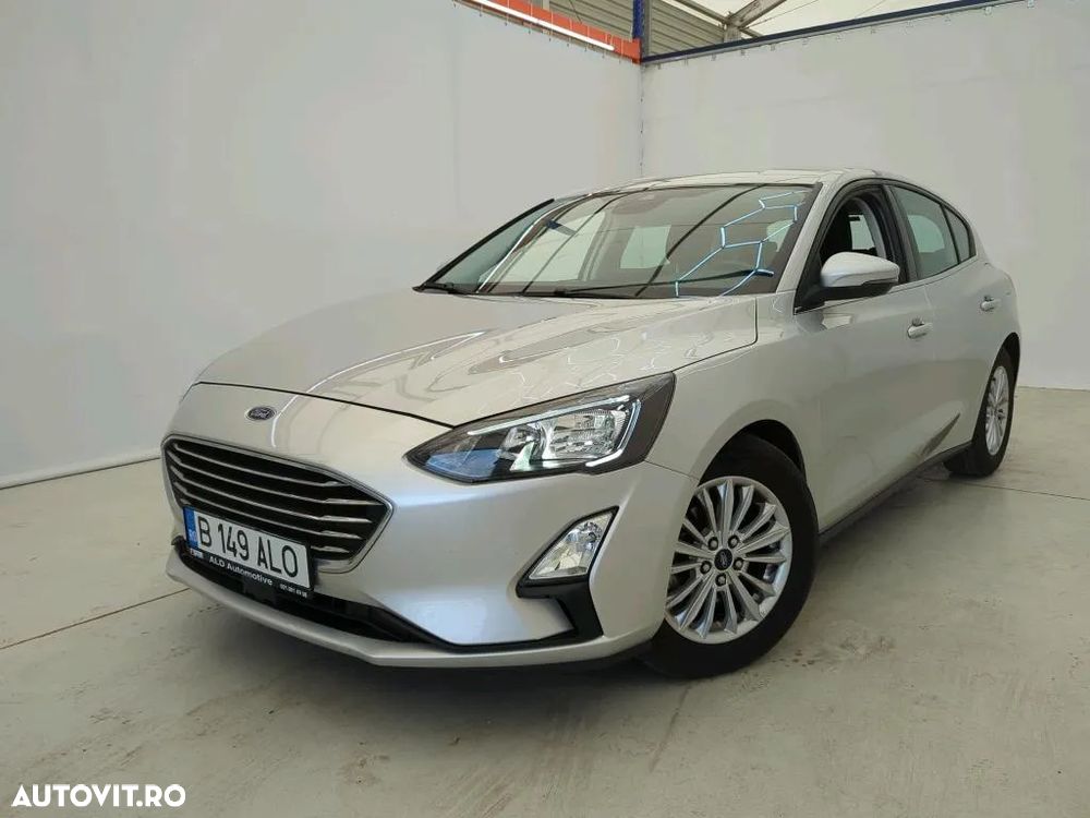 Ford Focus - 1