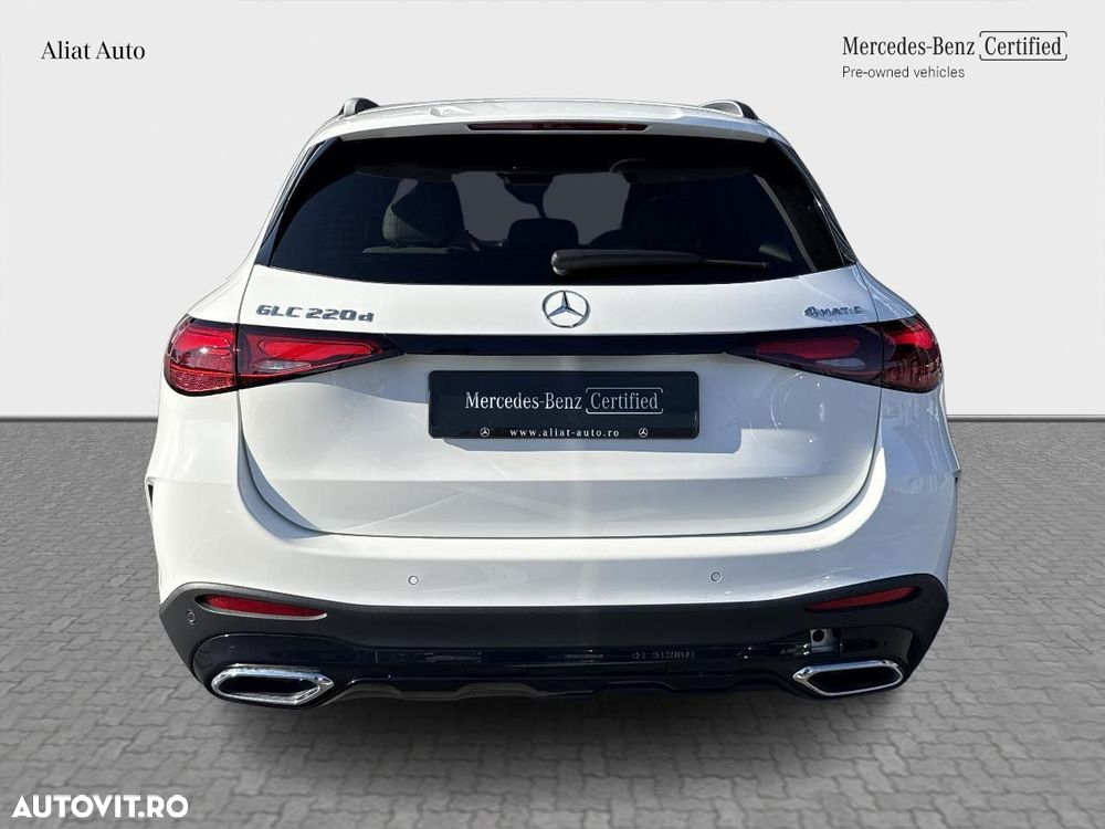 Mercedes-Benz GLC 220 d 4MATIC MHEV - 13