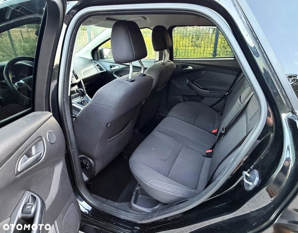 Ford Focus 1.6 EcoBoost Titanium - 29