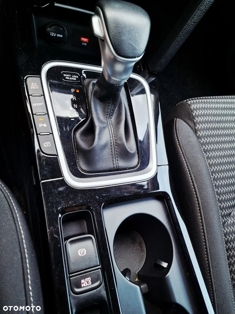 Kia Ceed 1.6 GDI PHEV XL DCT - 27