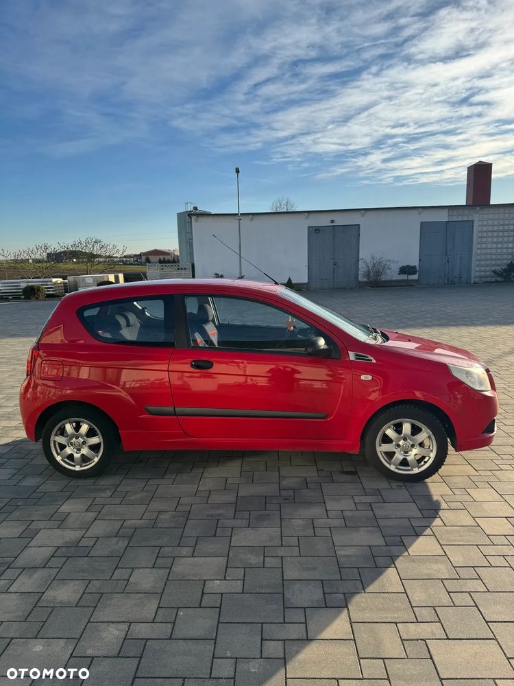 Chevrolet Aveo 1.2 16V Base - 8
