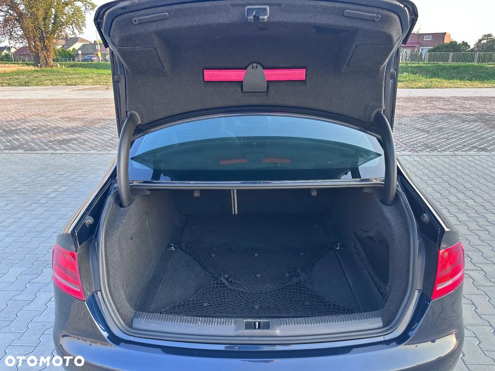 Audi A4 Limousine 2.0 TDI DPF Ambition - 23