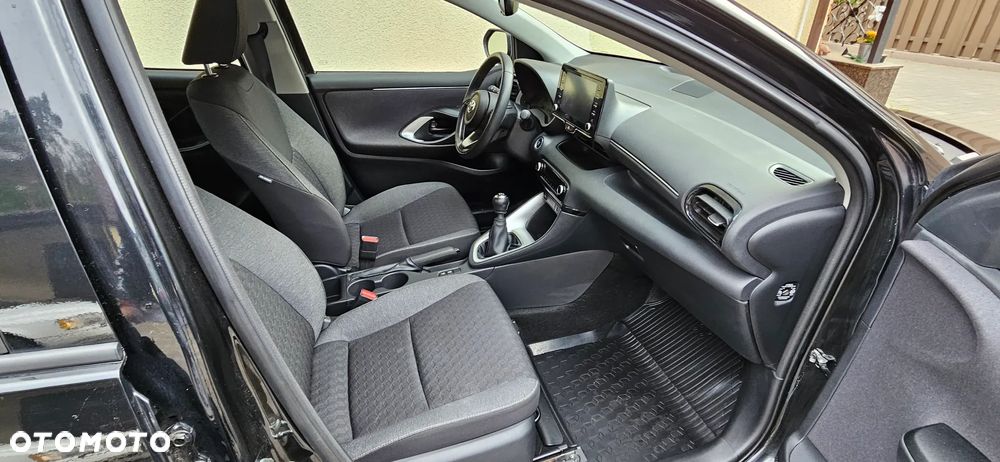 Toyota Yaris 1.5 Premiere Edition - 25