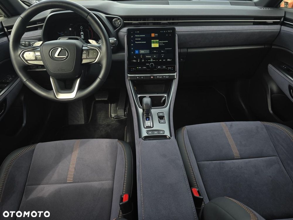 Lexus LBX 1.5 Hybrid Cool - 11