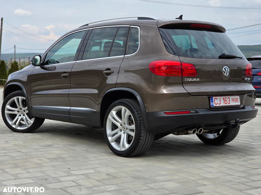 Volkswagen Tiguan - 4
