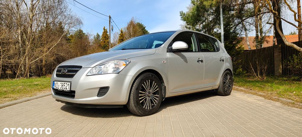 Kia Ceed 1.6 Crdi Comfort + - 10