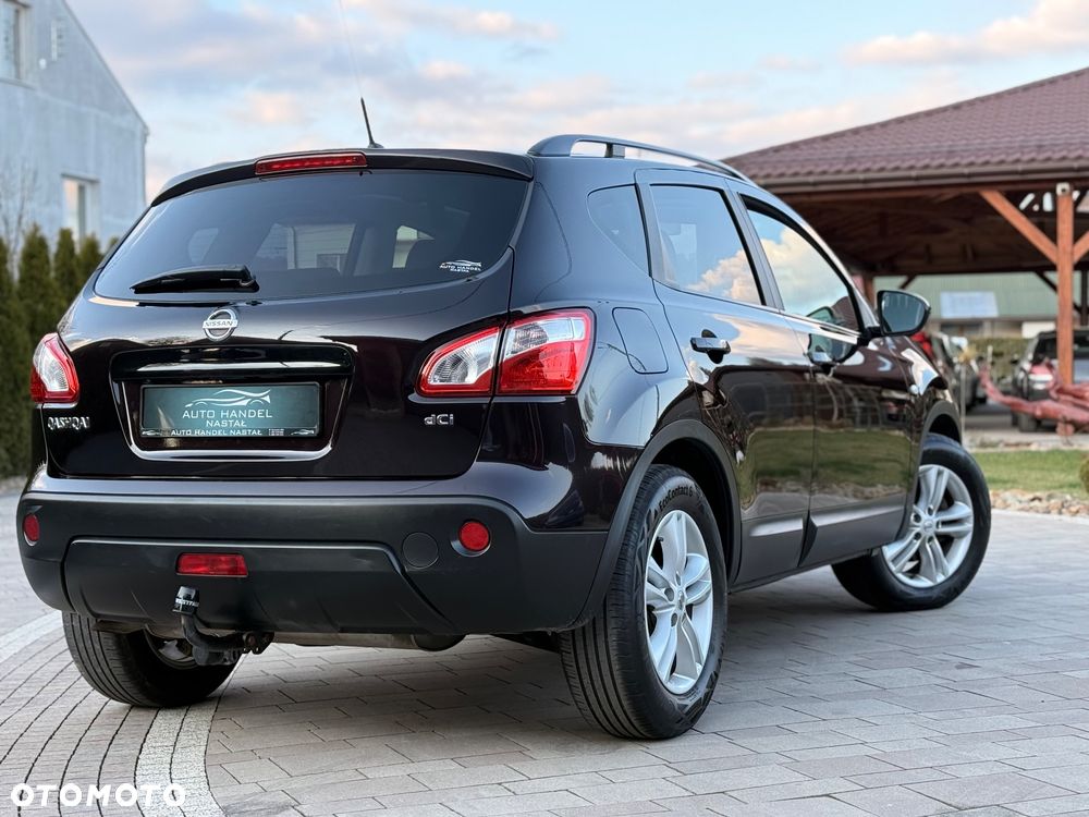 Nissan Qashqai 2.0 dCi 4 x 4 DPF tekna - 15