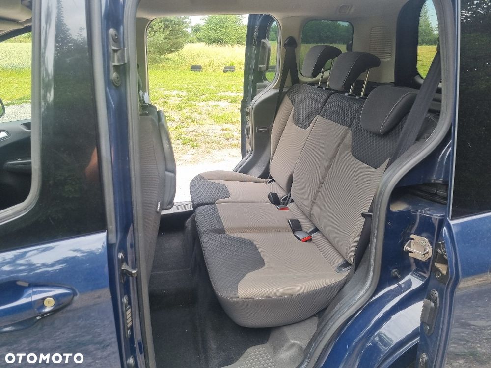 Ford Tourneo Courier 1.0 EcoBoost Titanium - 6