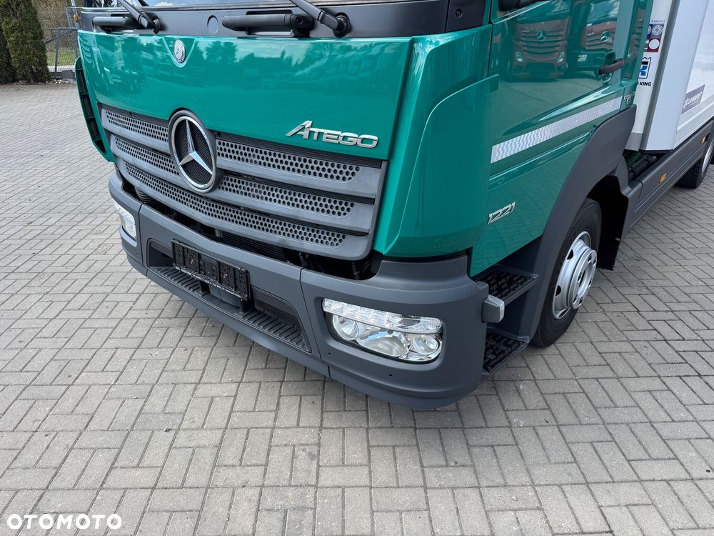 Mercedes-Benz ATEGO 1221 CHŁODNIA 5.10m Hakowa Lamberet - 29