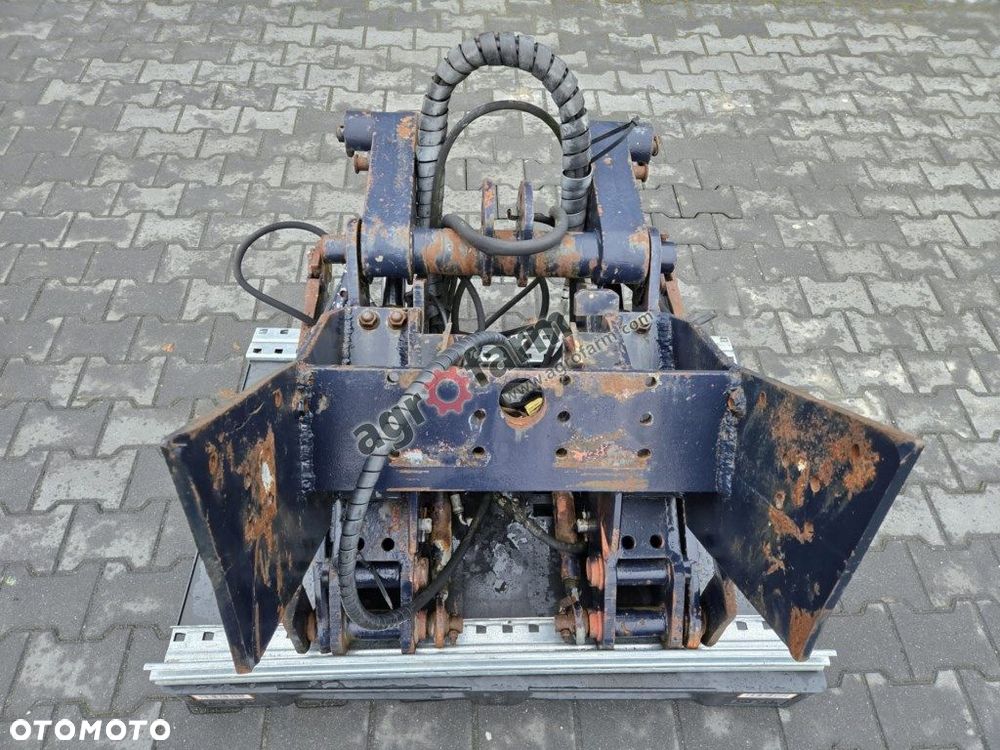 TUZ, przedni podnośnik, Same Titan 190 - 4