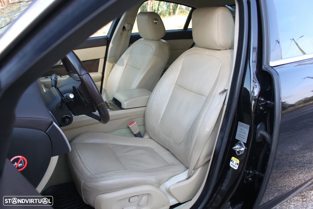 Jaguar XF 3.0 D V6 S Premium Luxury - 13