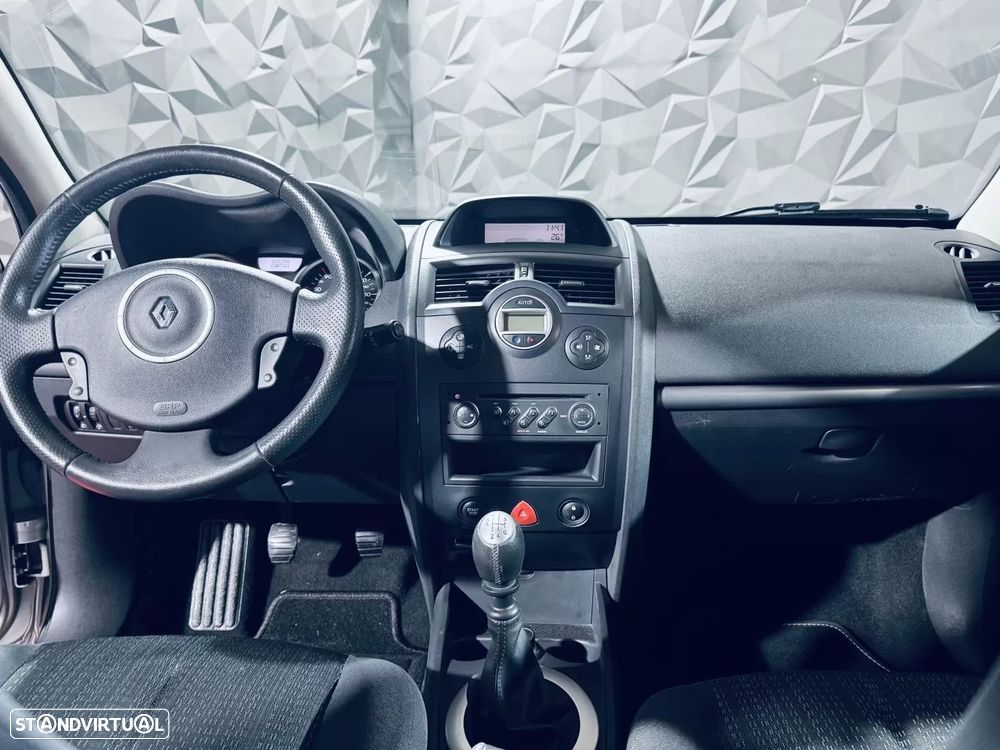 Renault Mégane Break 1.5 dCi Dynamique - 18