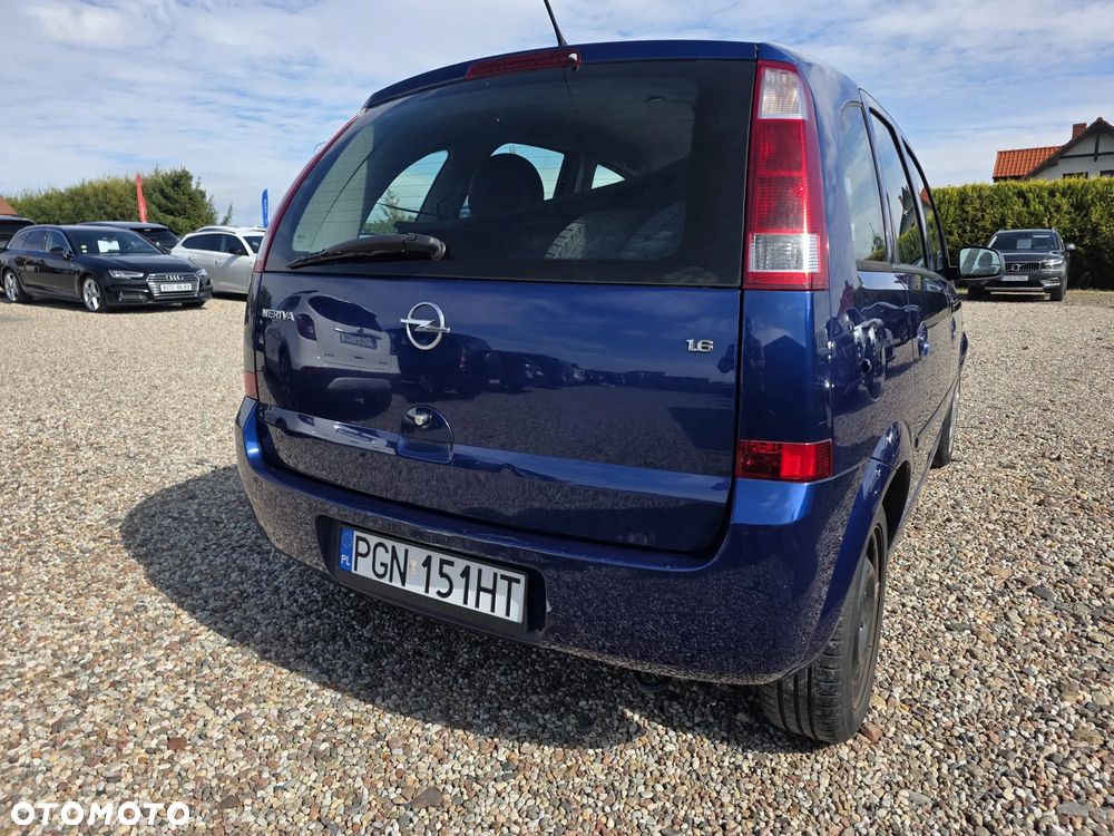 Opel Meriva 1.6 16V Essentia - 26