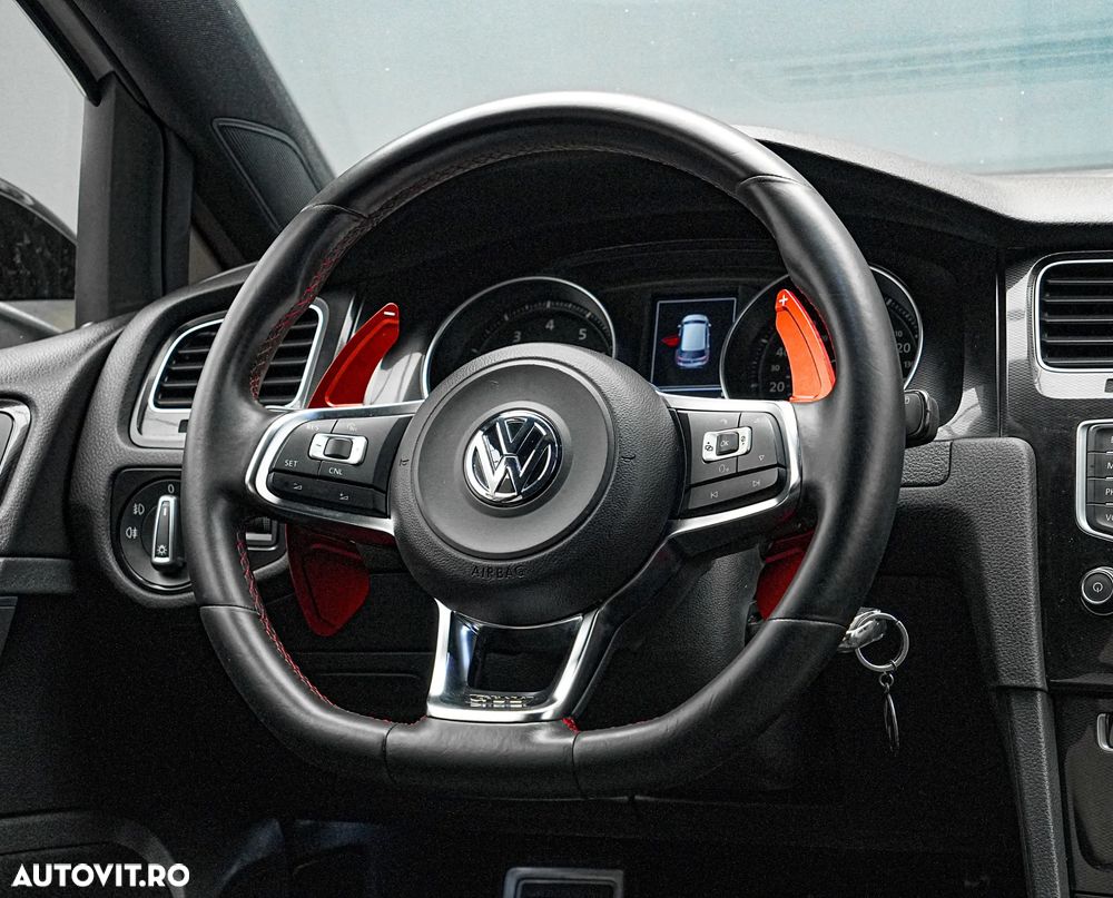 Volkswagen Golf GTI 2.0 TSI OPF DSG Performance - 18